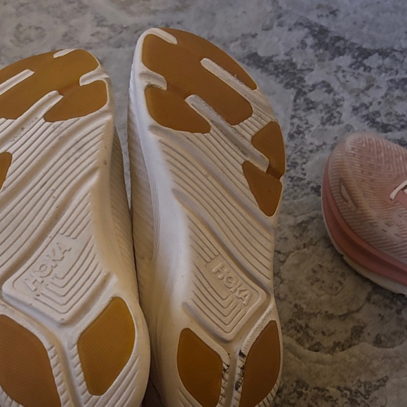 Hoka Solimar - Picture 7 of 10